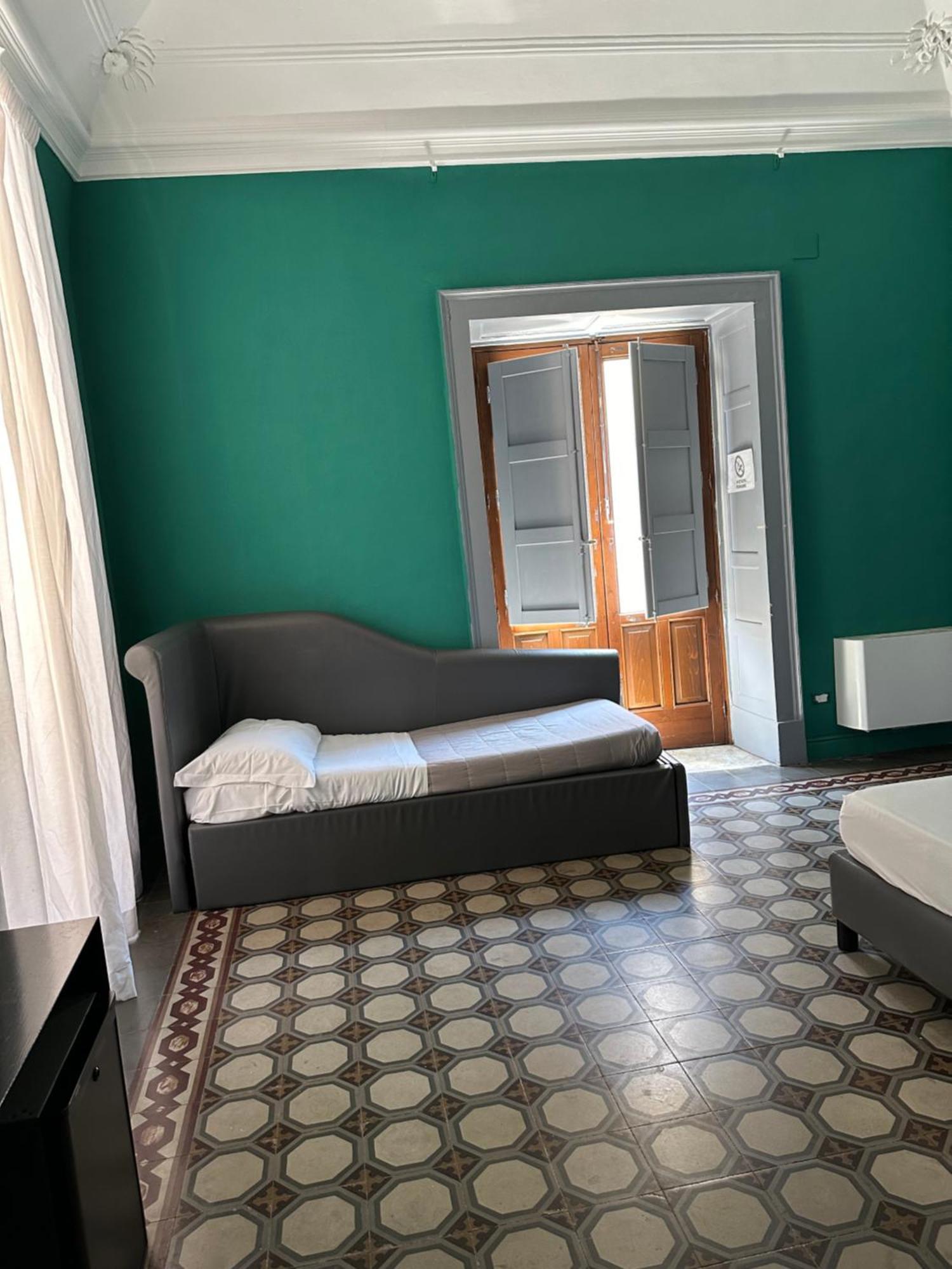 Agatha Cosy Hotel Catania Exterior photo